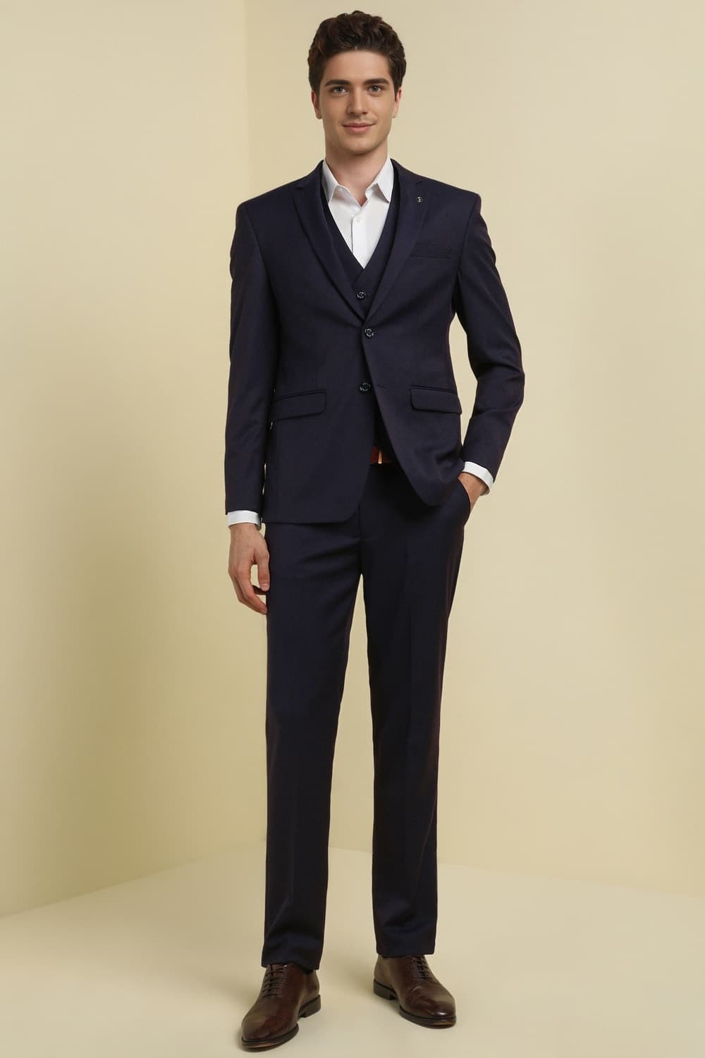 Men Navy Slim Fit Solid Formal Three Piece Suit