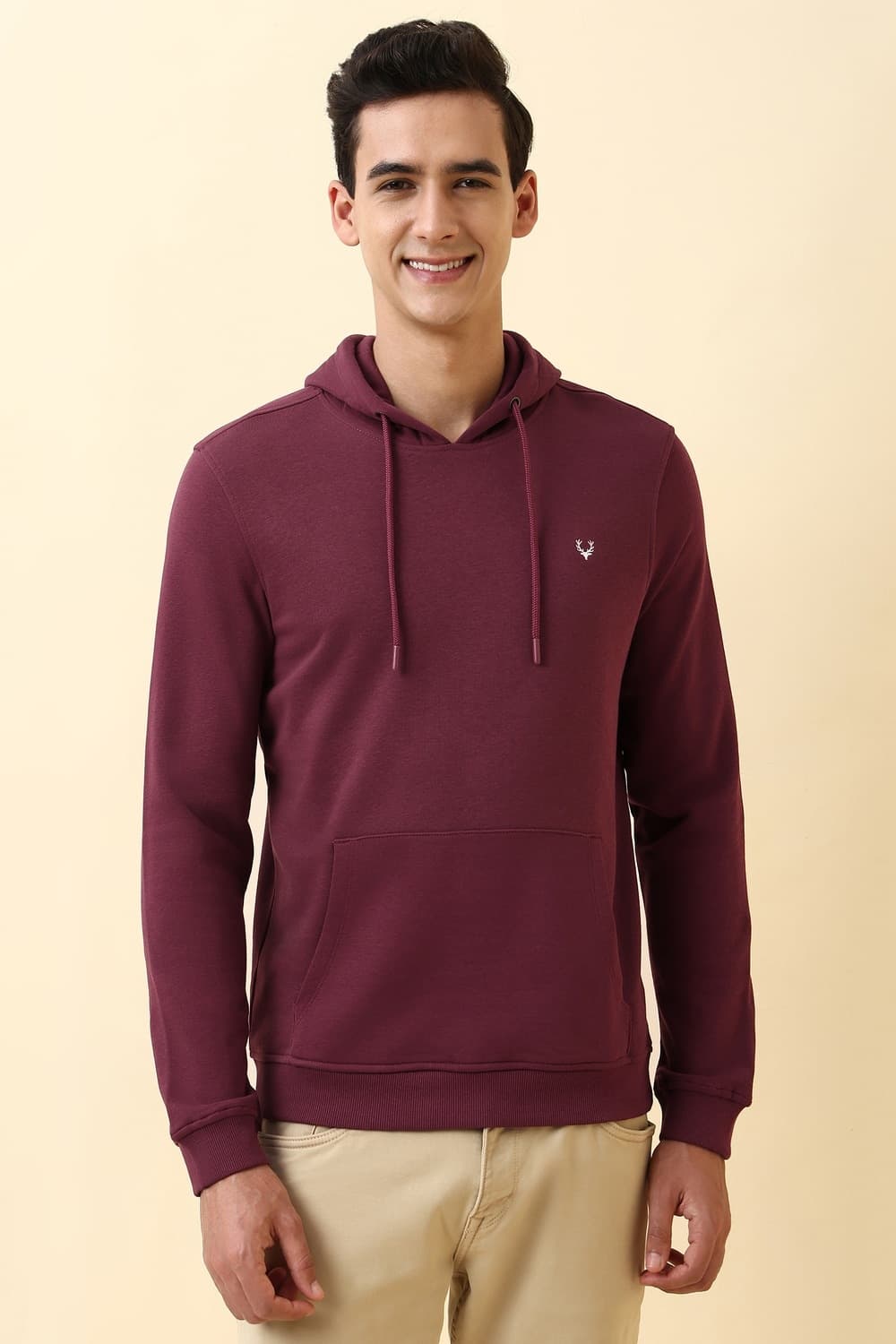 Men Maroon Hooded Neck Full Sleeves Casual Sweatshirt