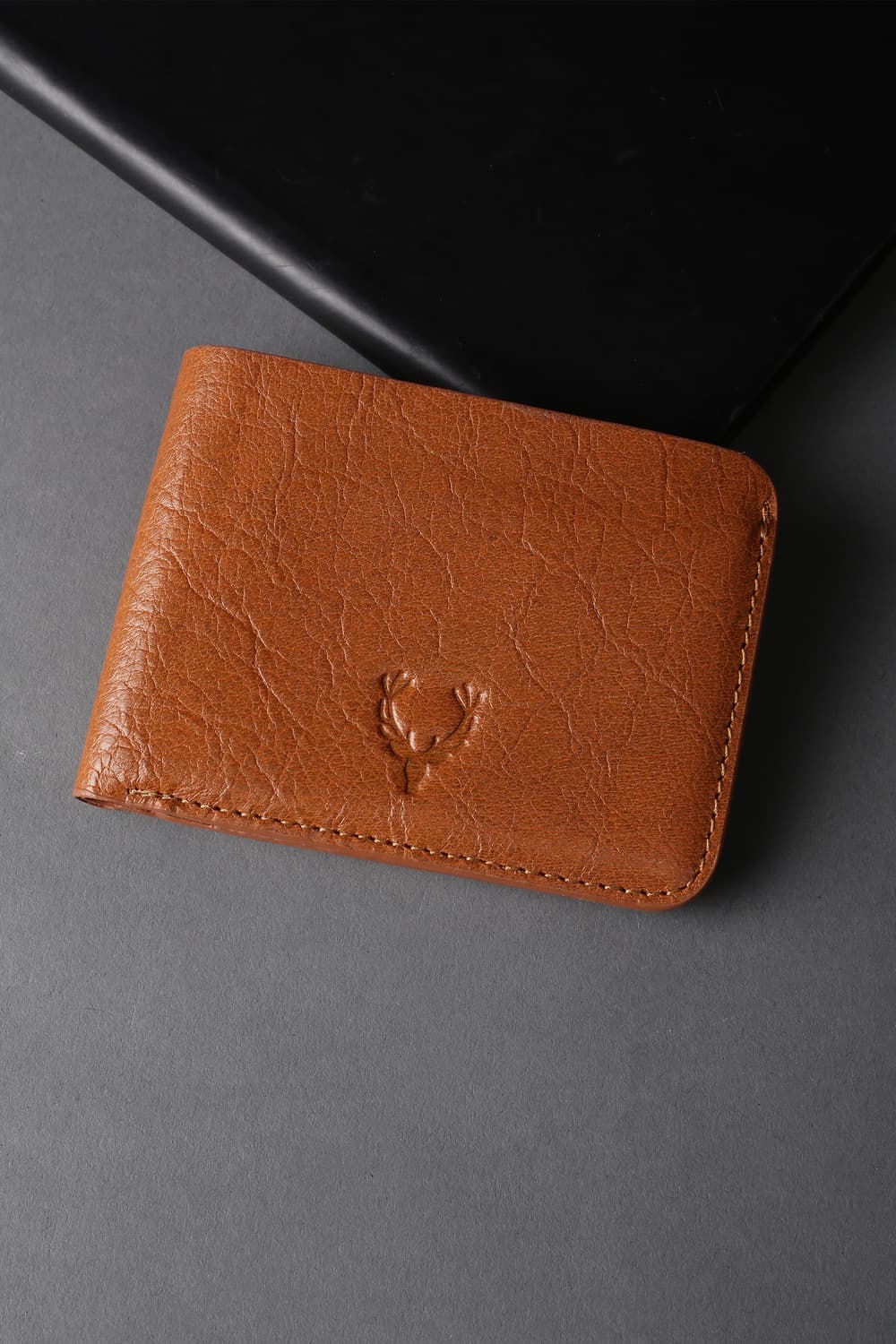 Men Brown Textured Leather Wallet