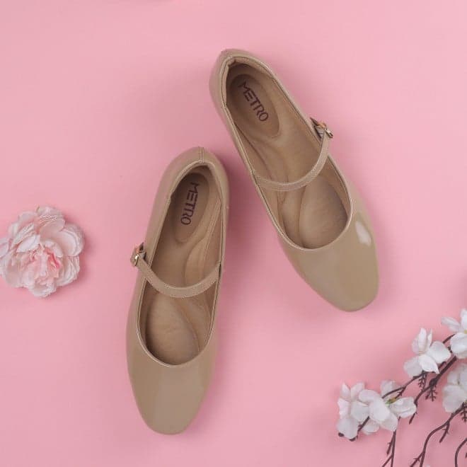 Women Mary-Janes Beige Casual Ballerinas